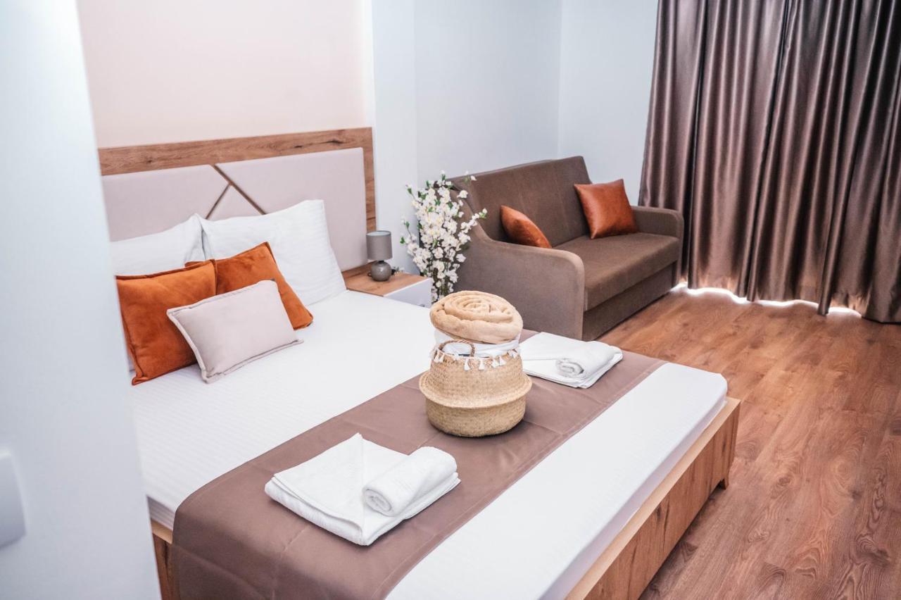 Apartments Cungu ウルツィニ エクステリア 写真